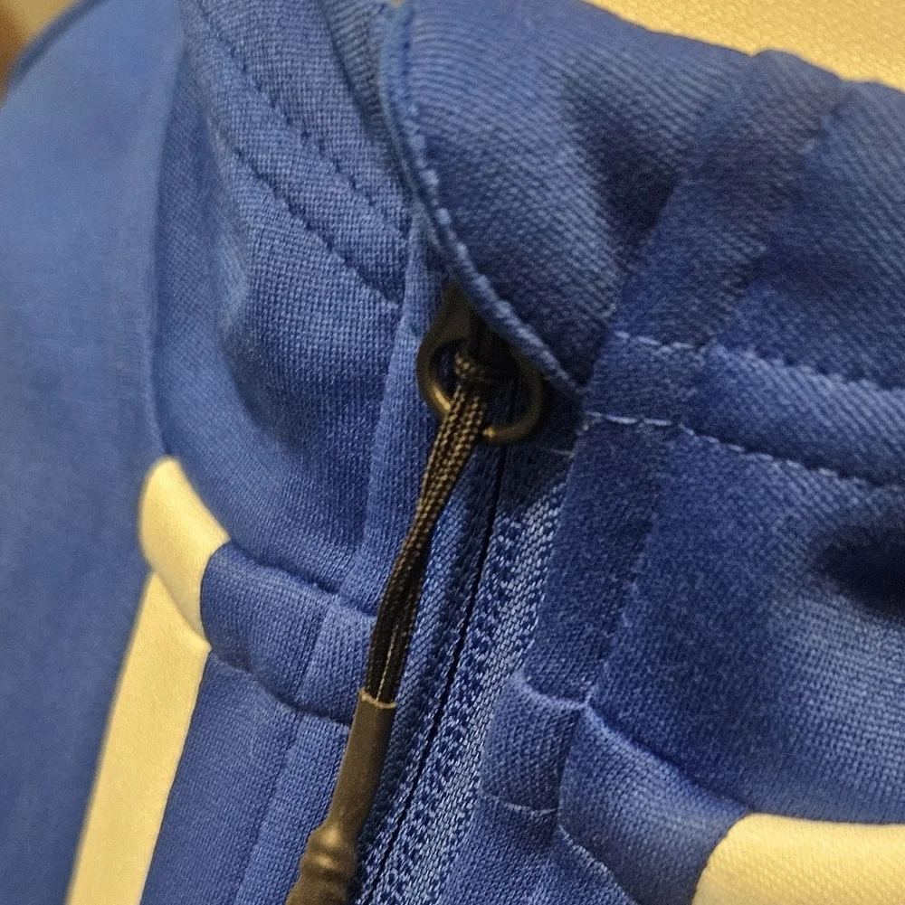 New W Tags Adidas Mens M/Wmns L Under theLight Full Zip Jacket Royal Blue White